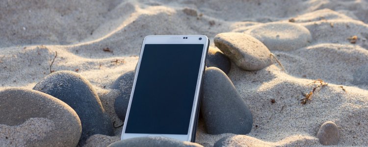 protect phone on holiday