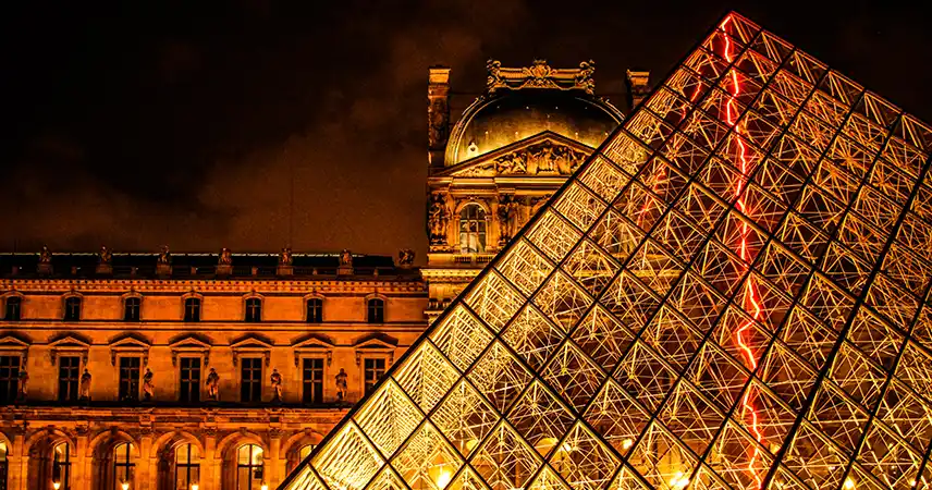 Louvre at night